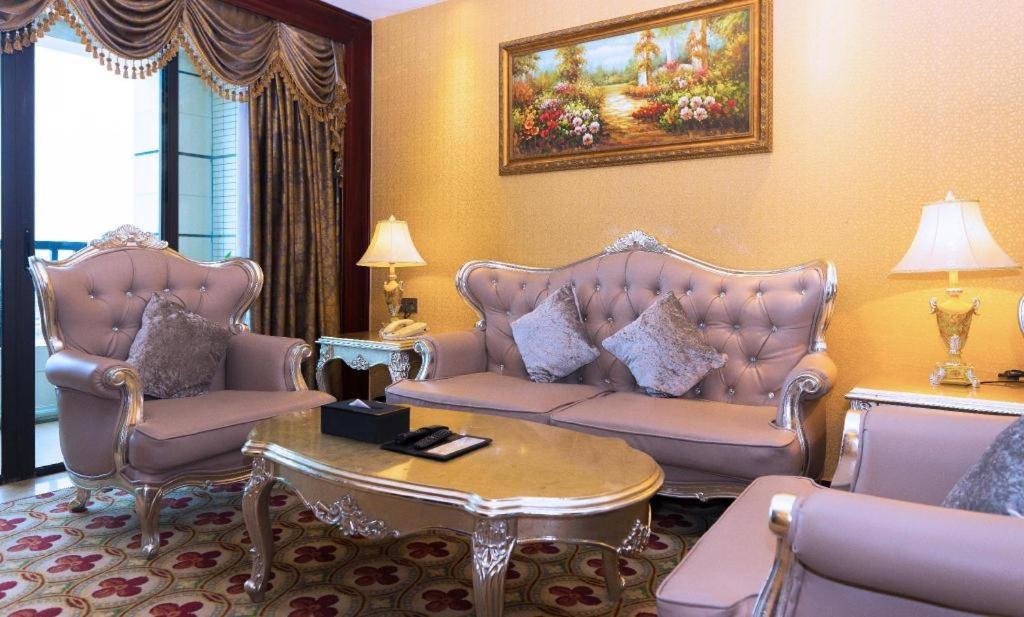 Taishan Bojue Hotel 45/69