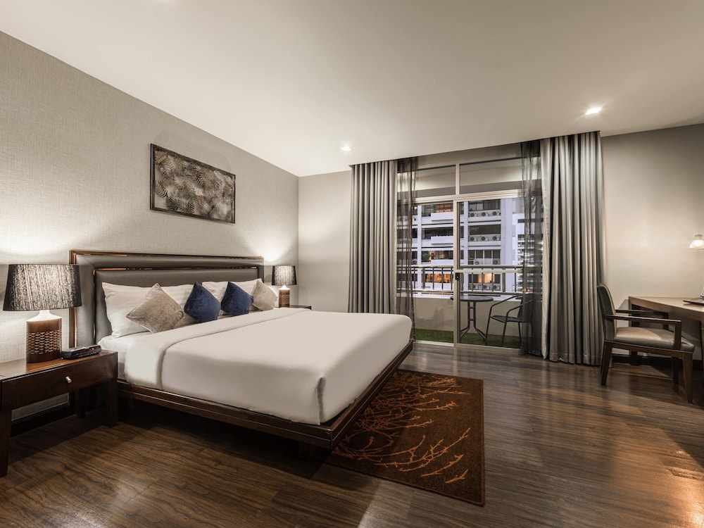 Grand Mercure Bangkok Asoke Residence 23/69