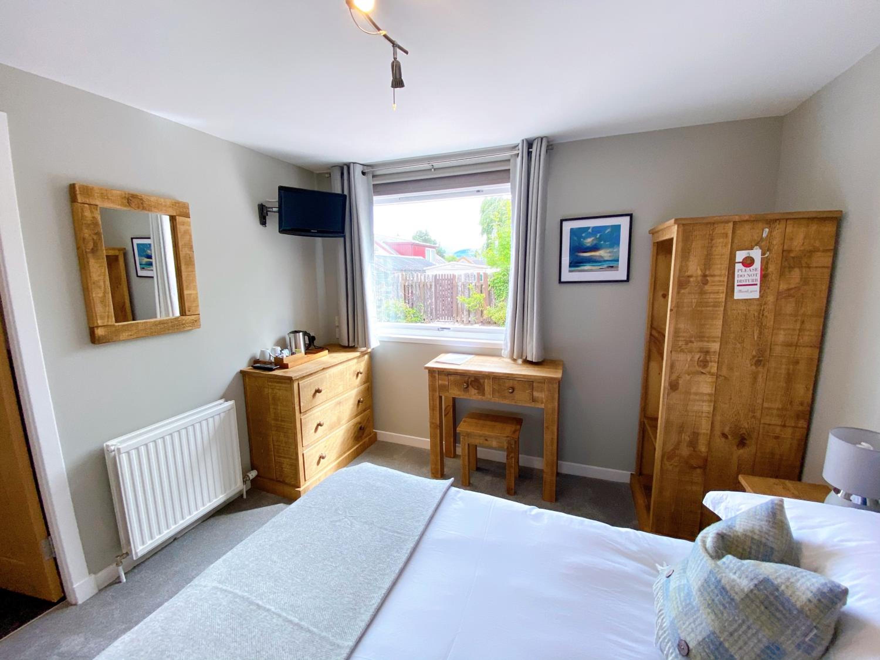 Room, Double Bed