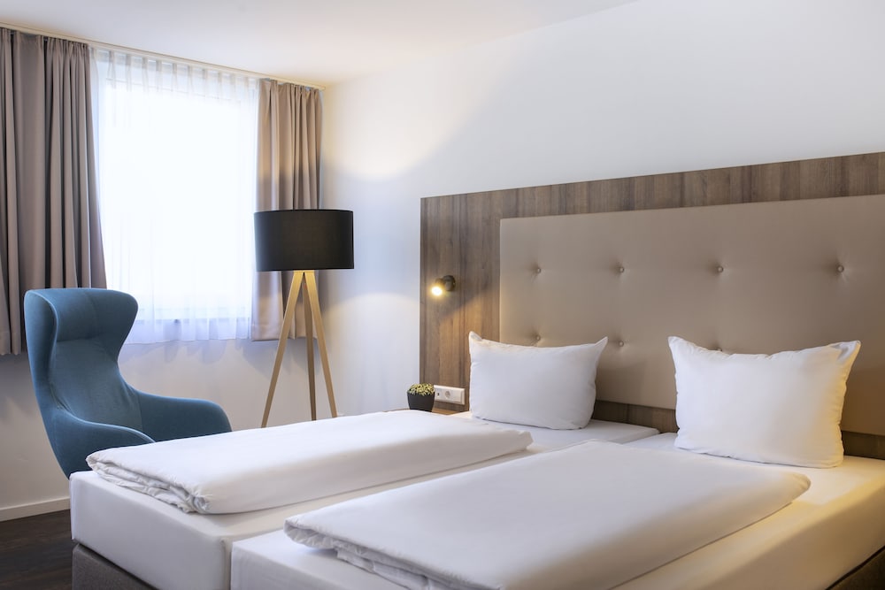 ACHAT Hotel Stuttgart Zuffenhausen 36/80