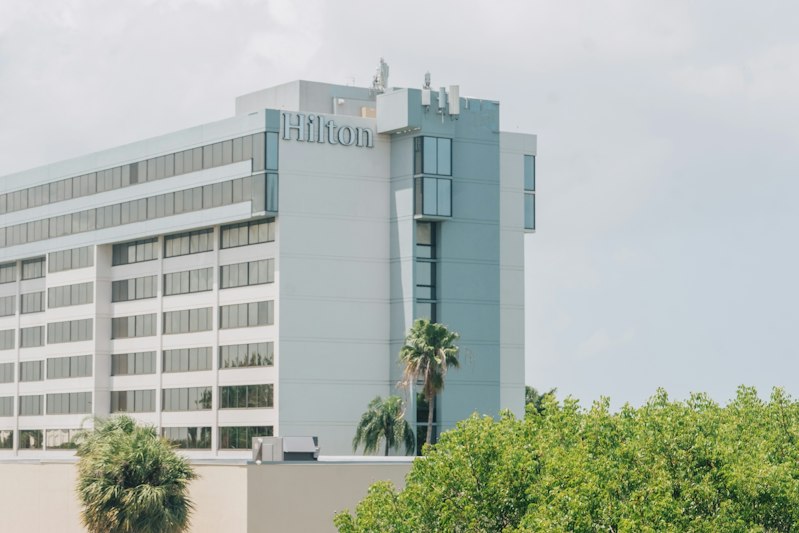 Hilton Palm Beach Airport 1/79