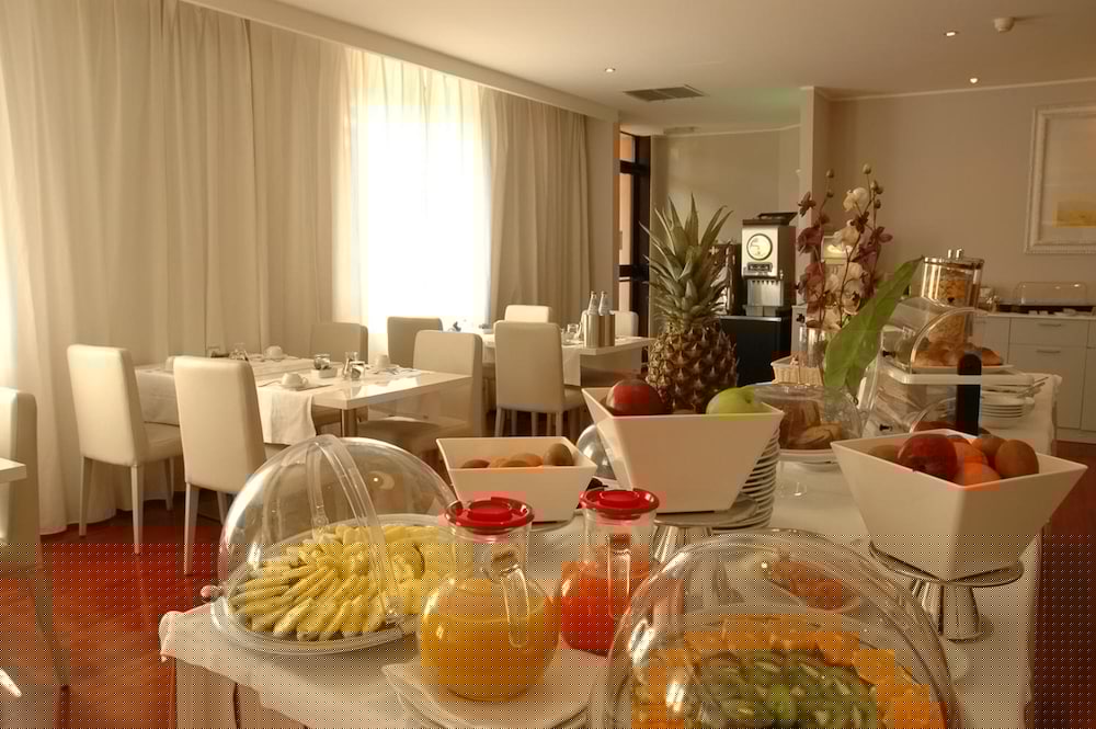 Garden Area Roma Eur 49/66