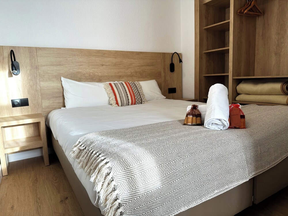 Albir Hills Apartments 24/63