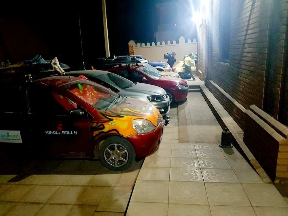 Islambek Hotel 36/40