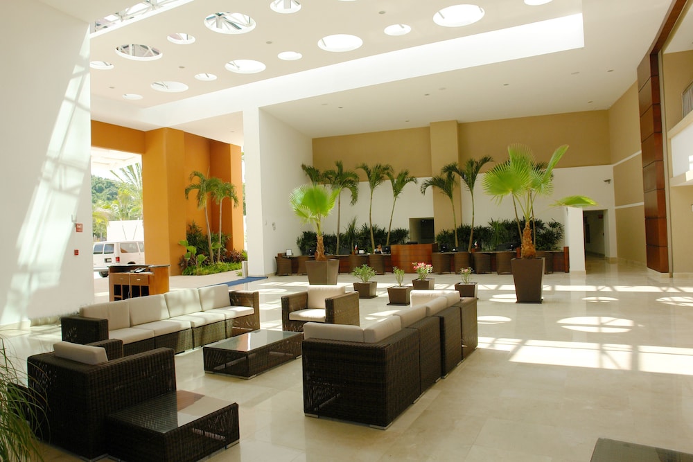 Hotel Azul Ixtapa Grand Resort Spa and Convention Center 7/51