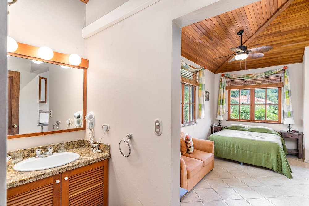 Villa Del Sueño 47/50