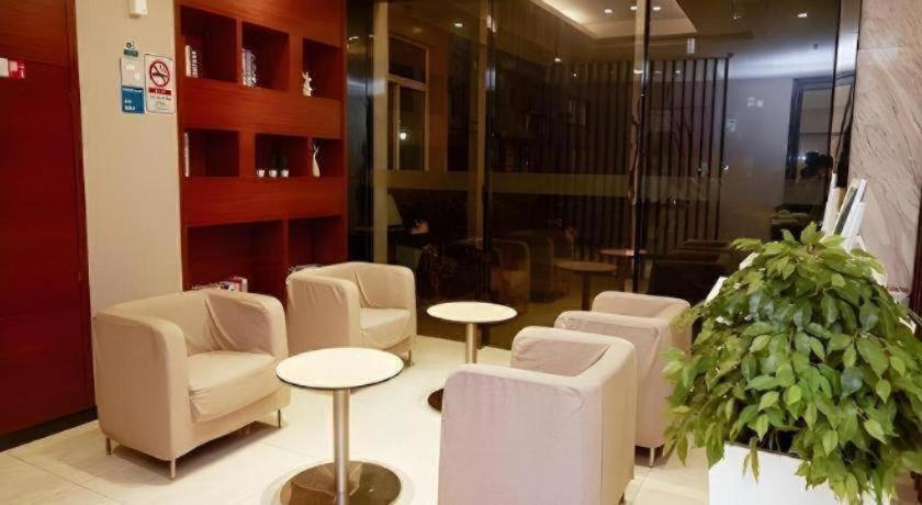 City Comfort Inn( Guangzhou Luyuan Road Taojing) 43/56