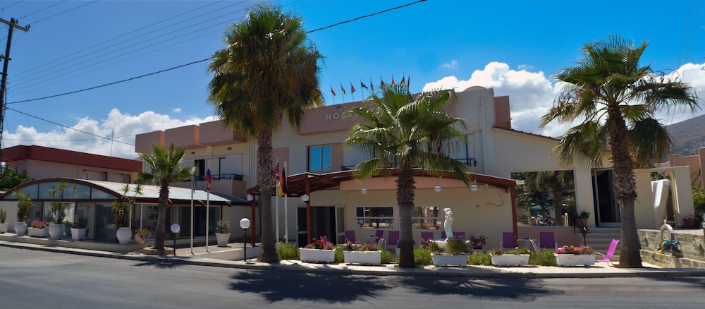 Triton Hotel 31/44