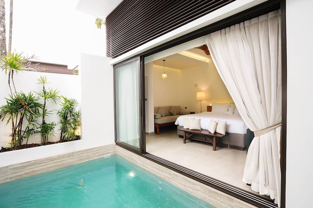 Malisa Villa Suites 61/87