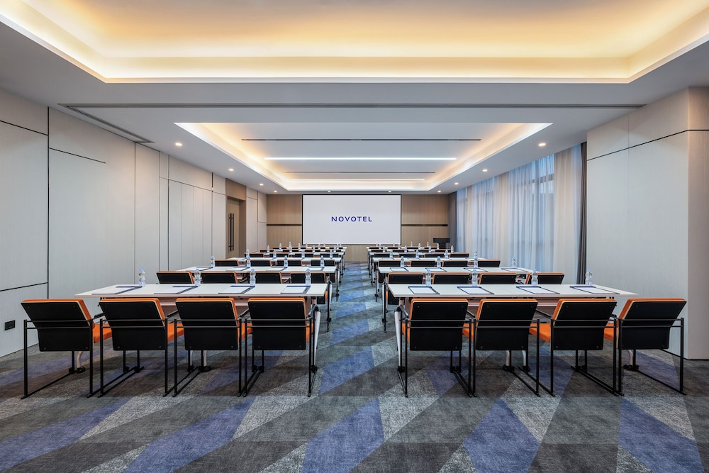 Novotel Hangzhou Xintiandi 42/50