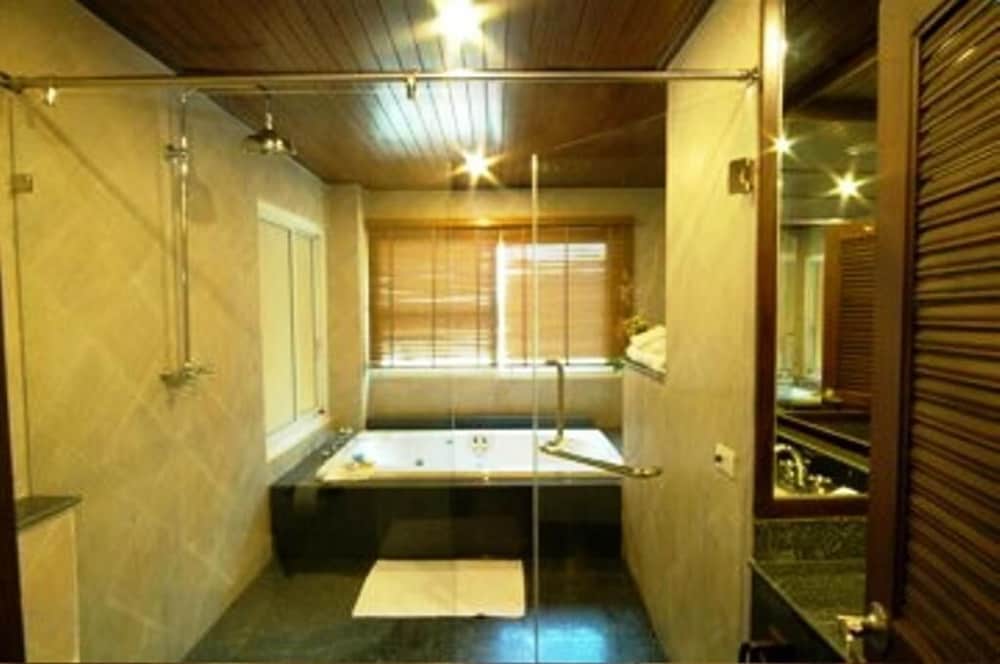 Avalon Beach Resort 22/74