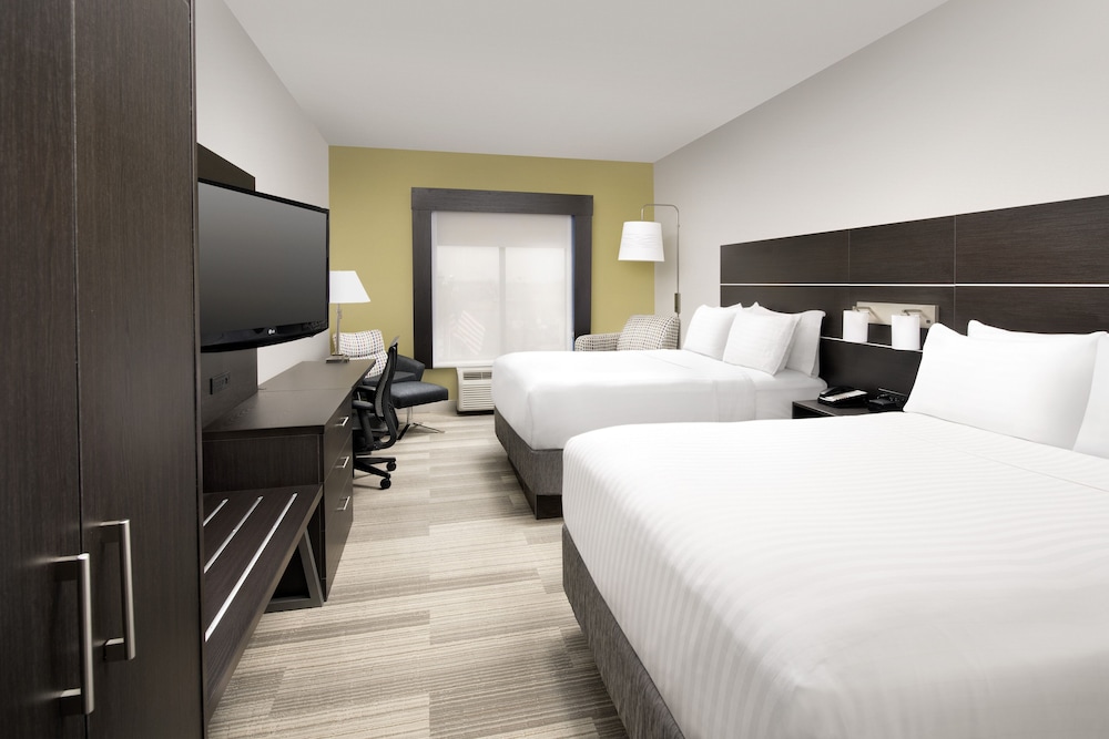 Holiday Inn Express And Suites Kingsland 19/50