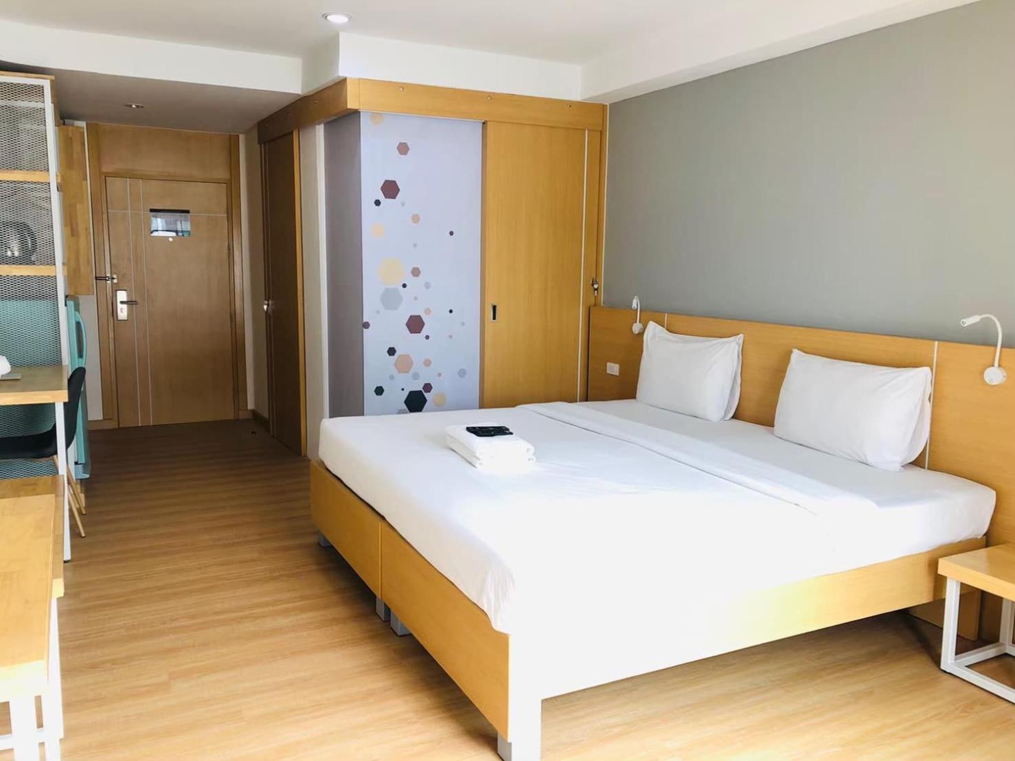 Ingnaam Hotel 13/50