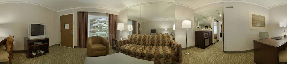 Embassy Suites by Hilton Irvine Orange County Airport 54/81