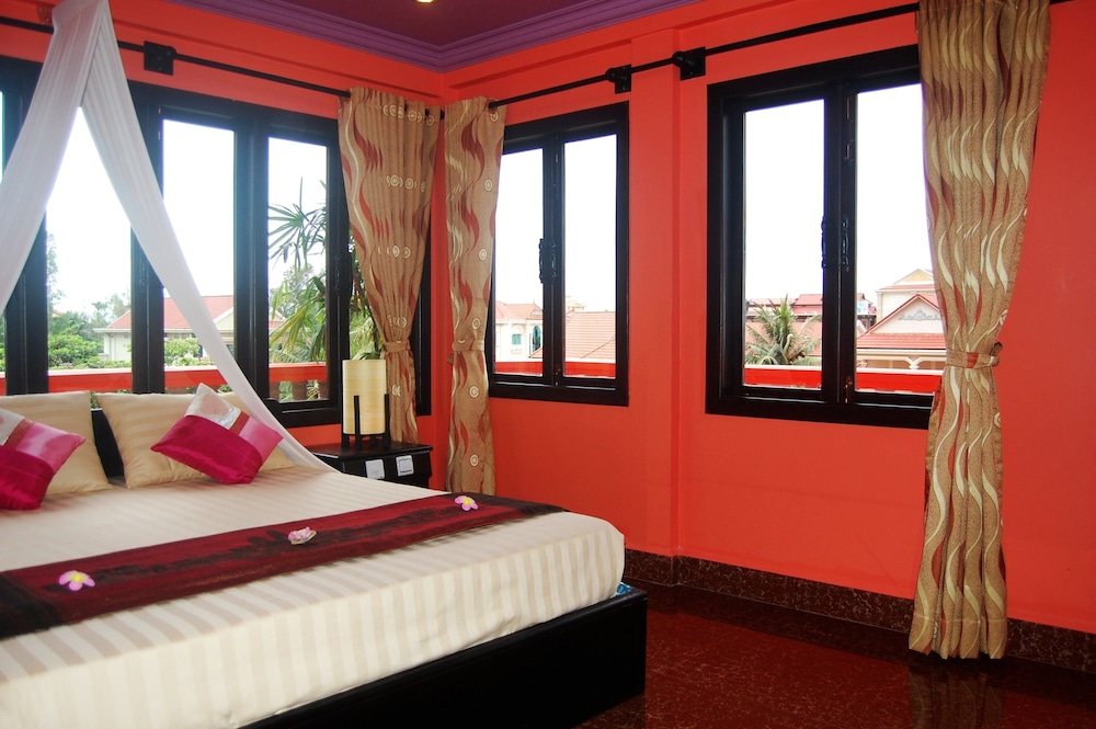 Golden Butterfly Villa 13/50