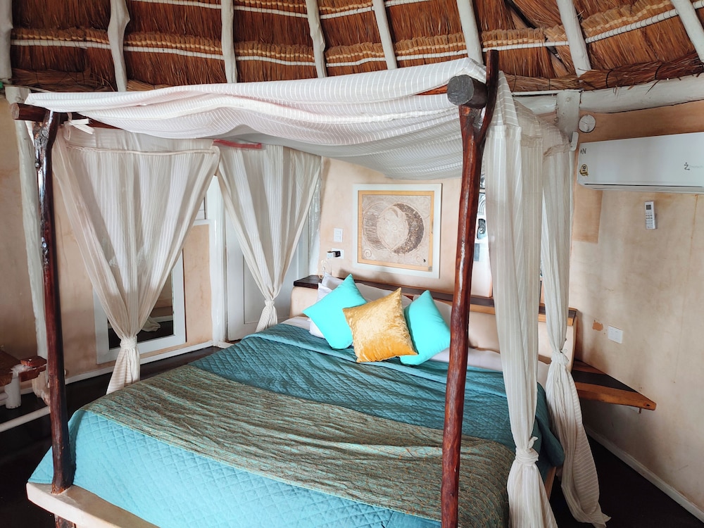 Deluxe, 1 King and 1 Single Beds, Ocean Front، Villa Las Estrellas 4/7