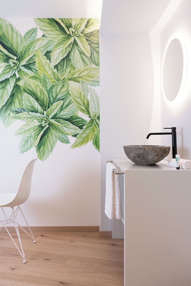 Neuro Campus Hotel im Das Morgen 8/46