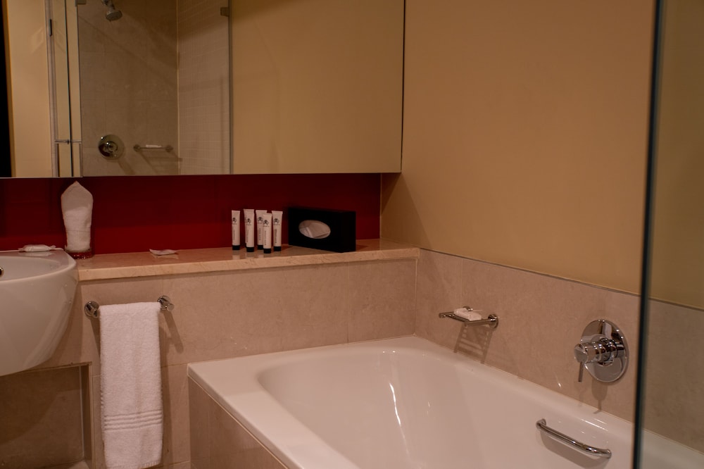 The Raphael Penthouse Suites 32/74