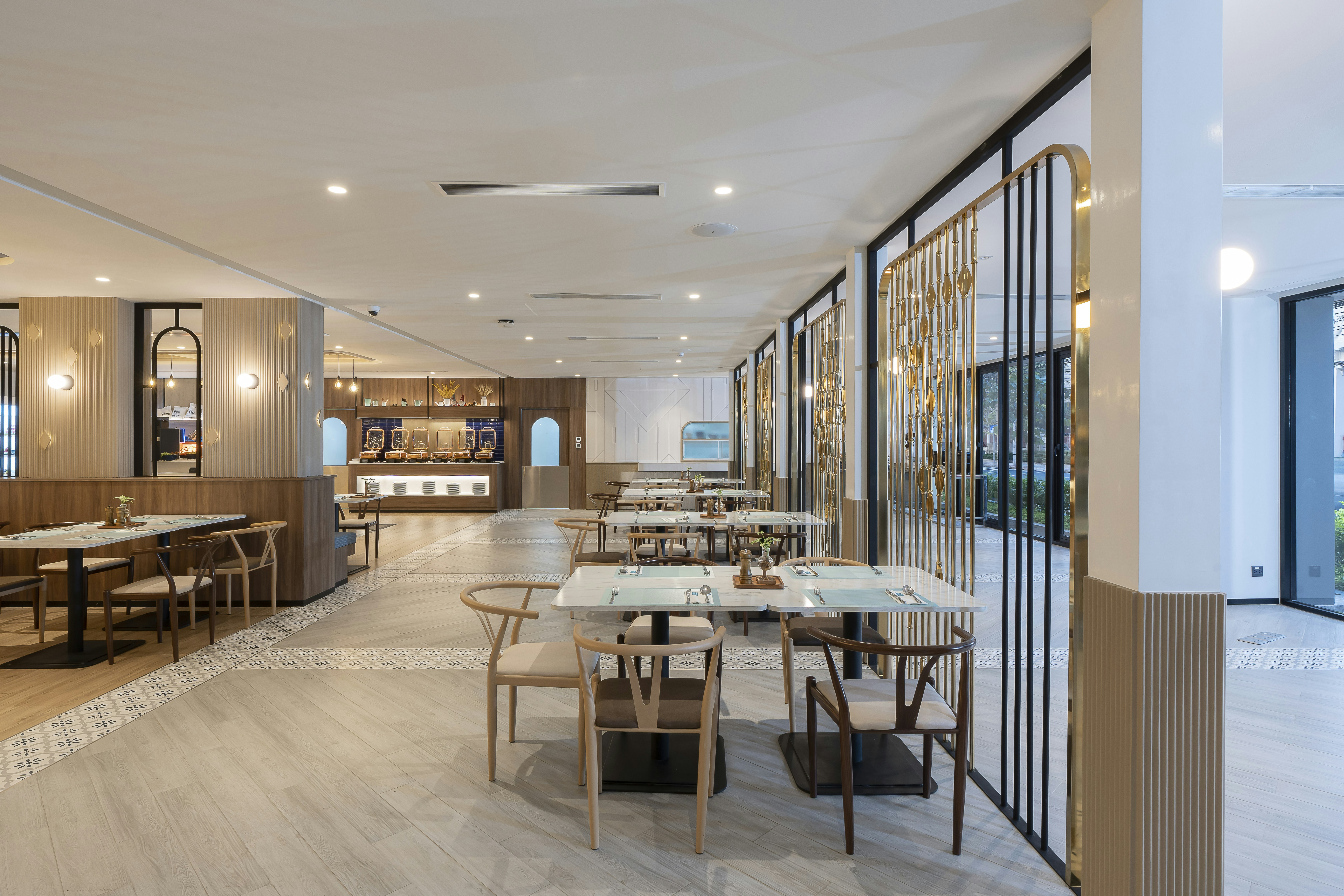 Centara Life Hotel Bangkok Phra Nakhon 48/67
