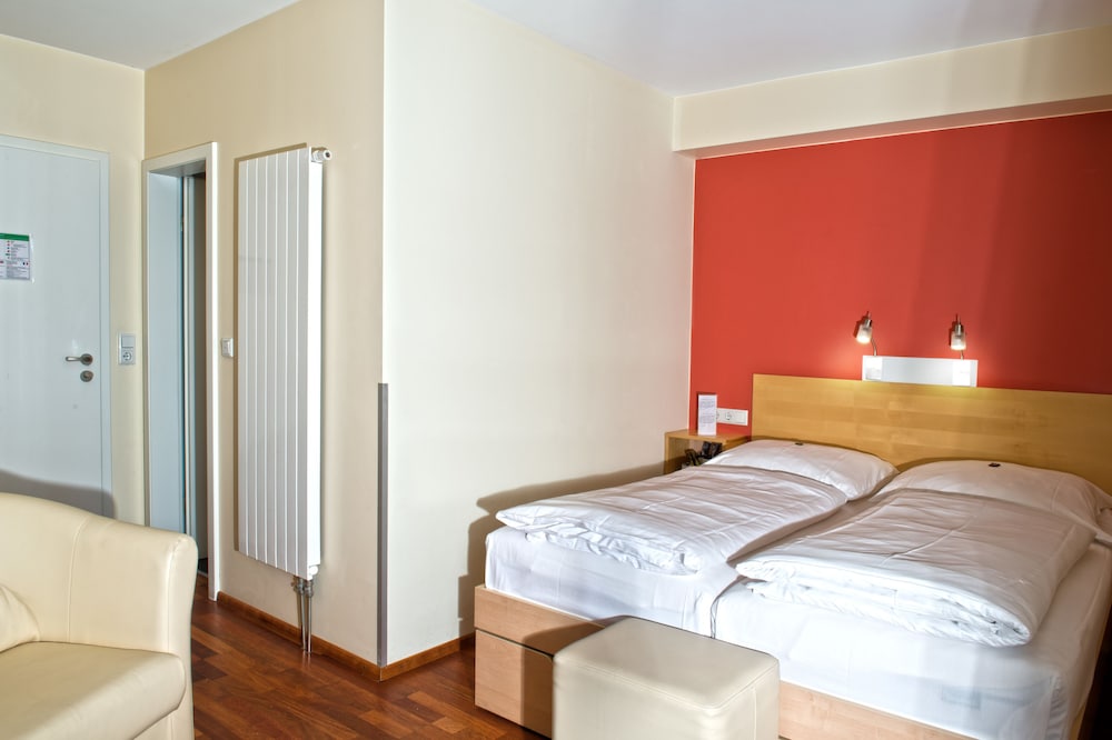 Town Hotel Wiesbaden 15/38