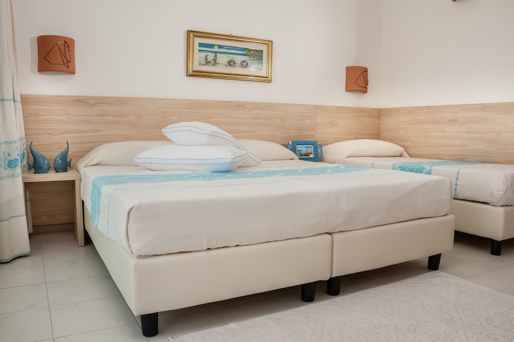 COMFORT, TRIPLE