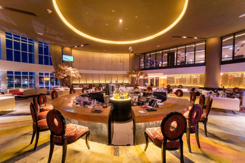 Grand Jatra Hotel 56/70