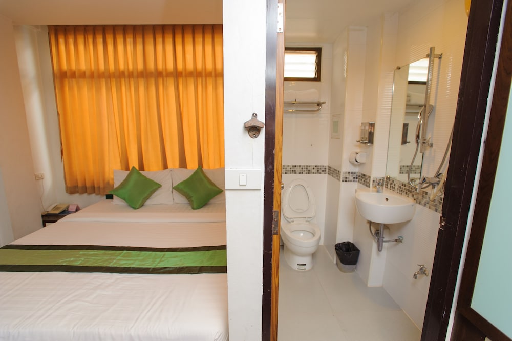 The Cozi Inn Bangkok 9/47