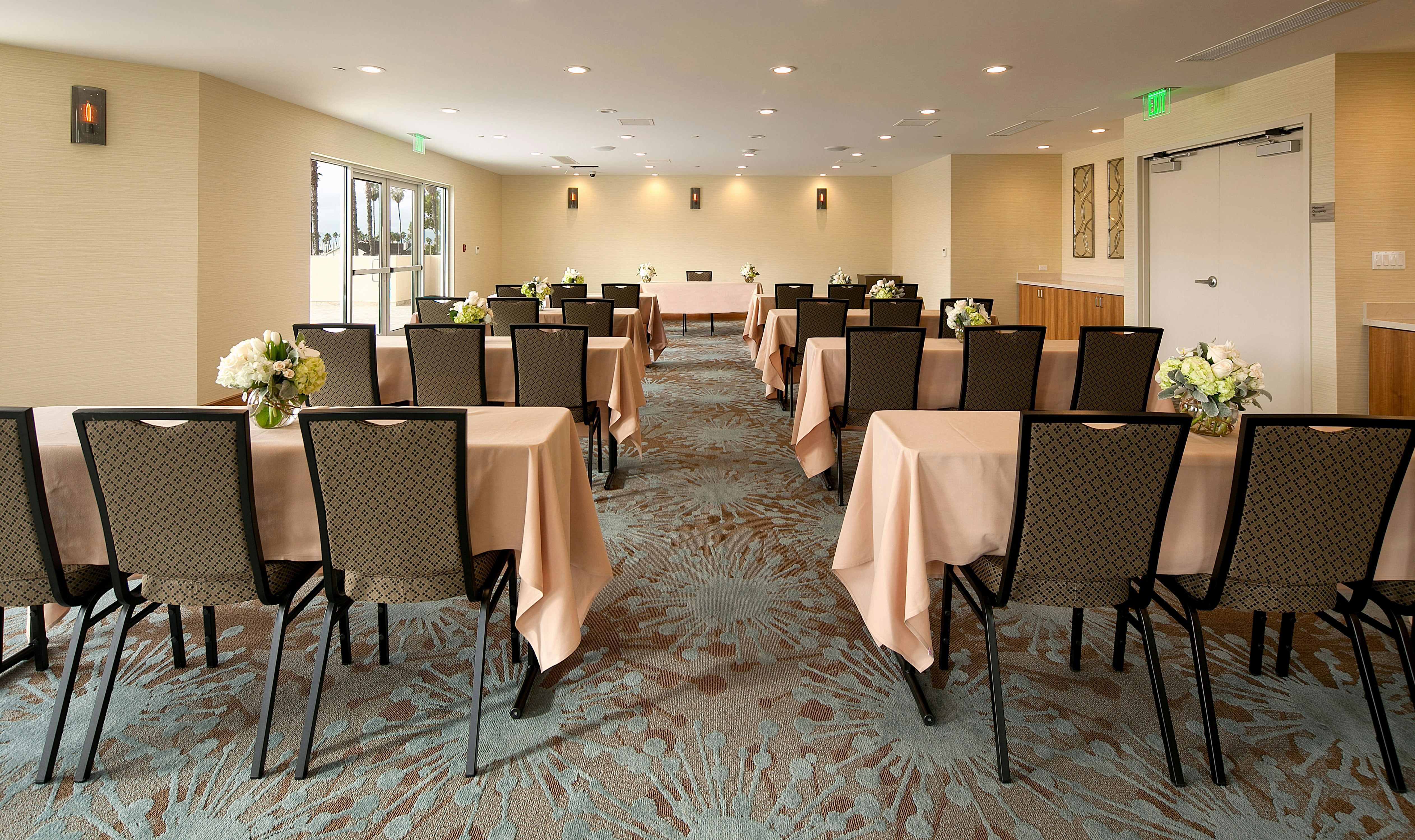 Redondo Beach Hotel Tapestry Collection By Hilton 54/76