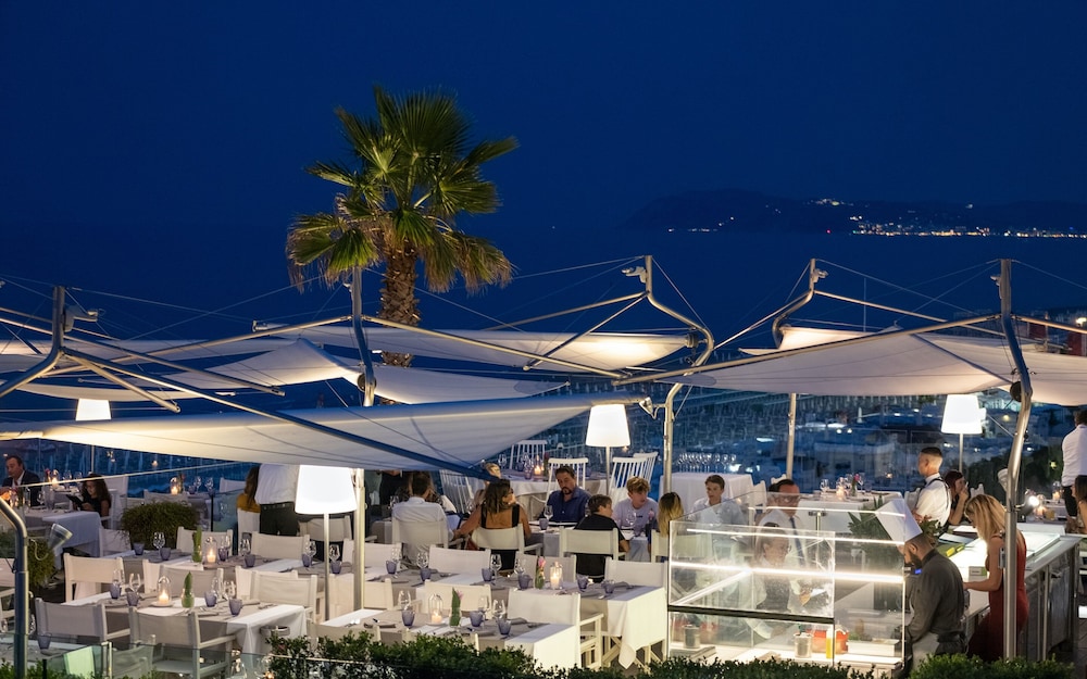 Lungomare Hotel 3/50