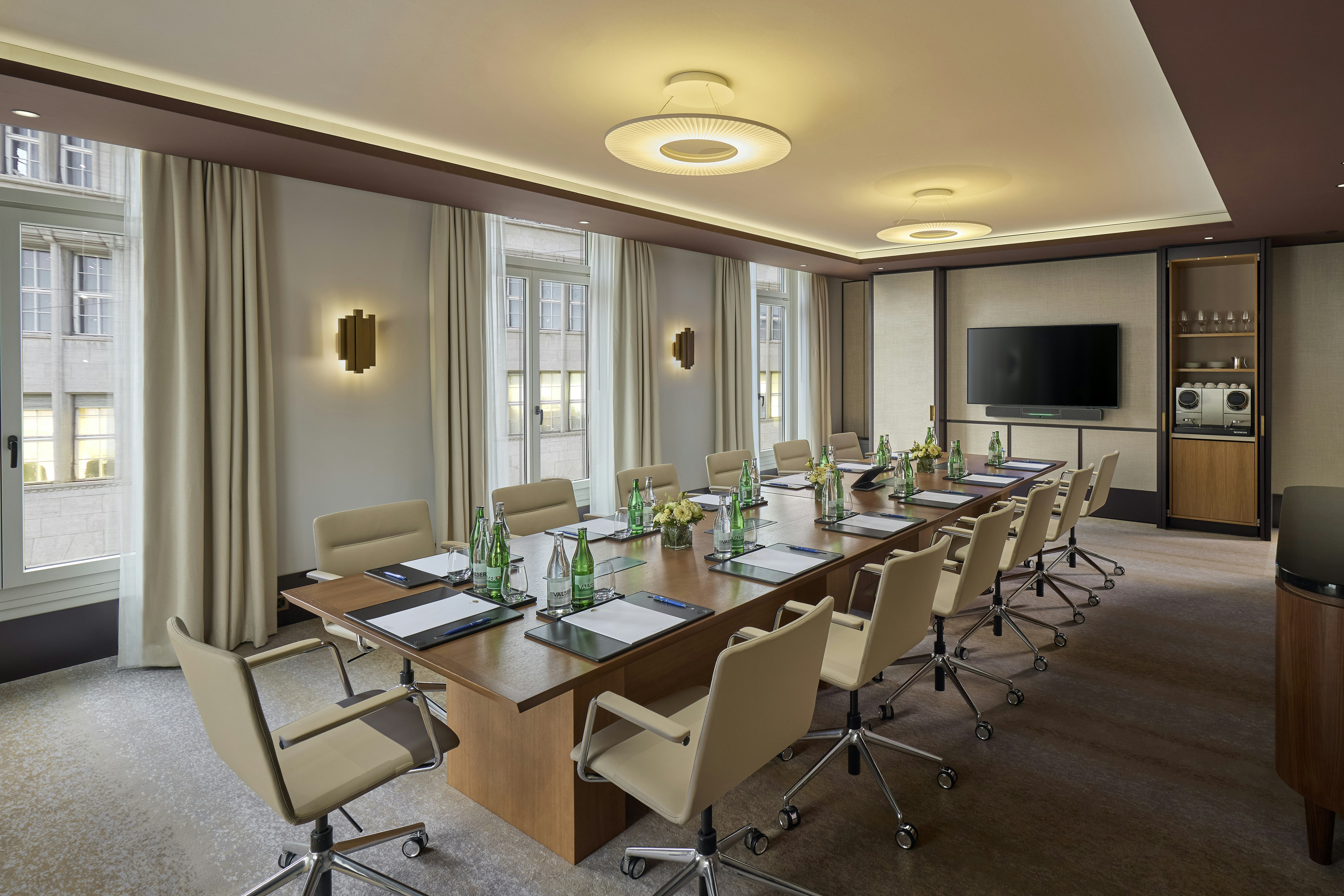 Mandarin Oriental Savoy, Zurich 35/37