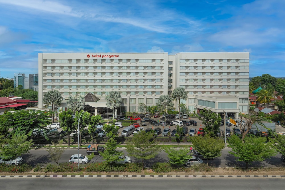Hotel Pangeran Pekanbaru 3/66