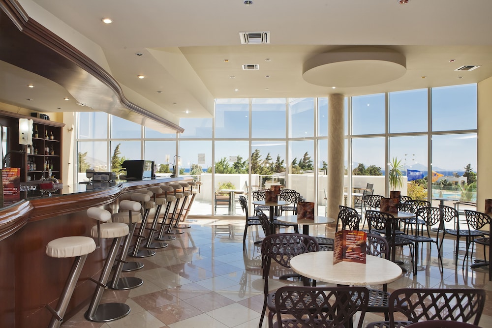 Sovereign Beach Hotel 37/50