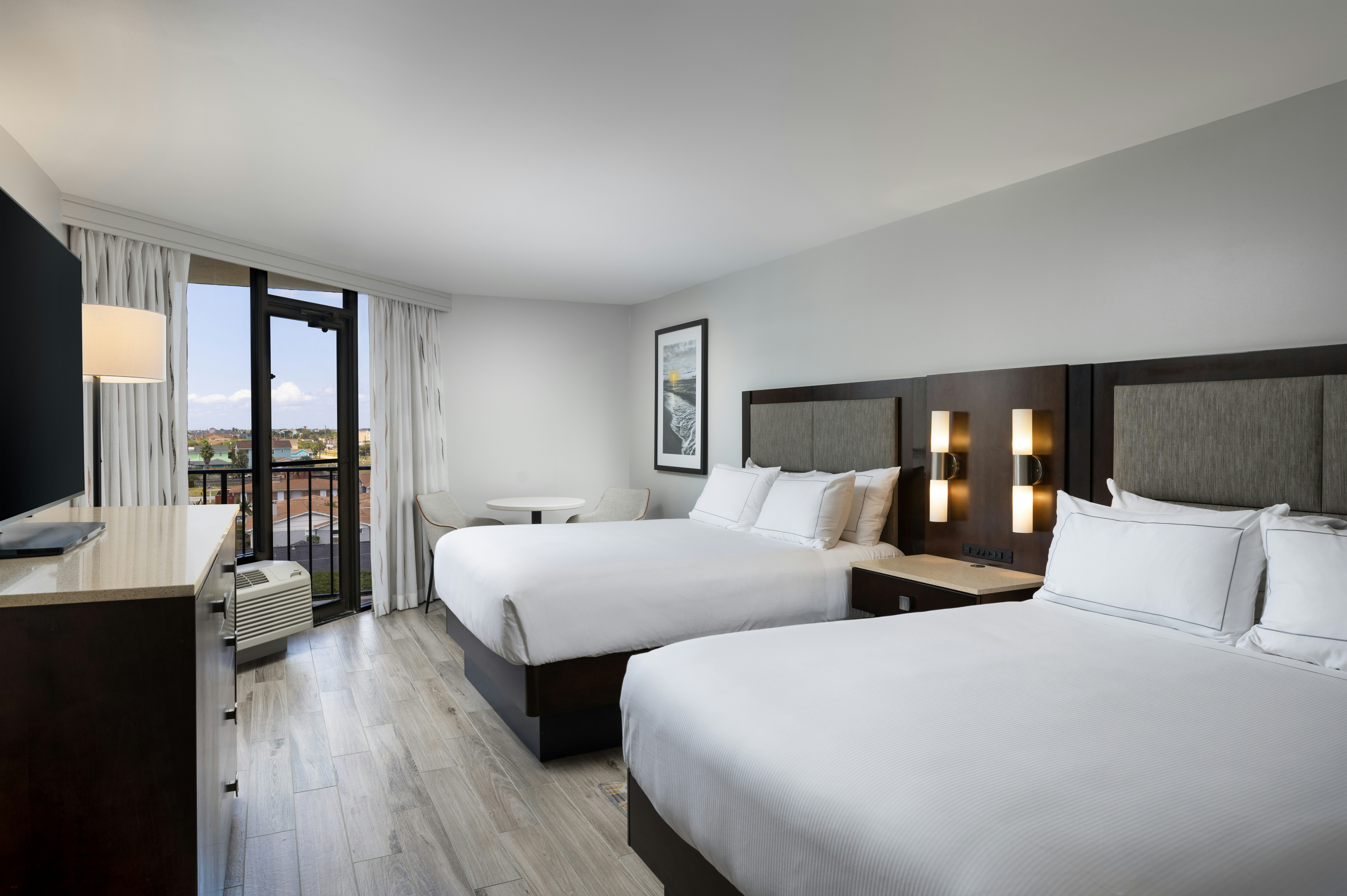 ROOM, 2 QUEEN BEDS, ISLAND VIEW