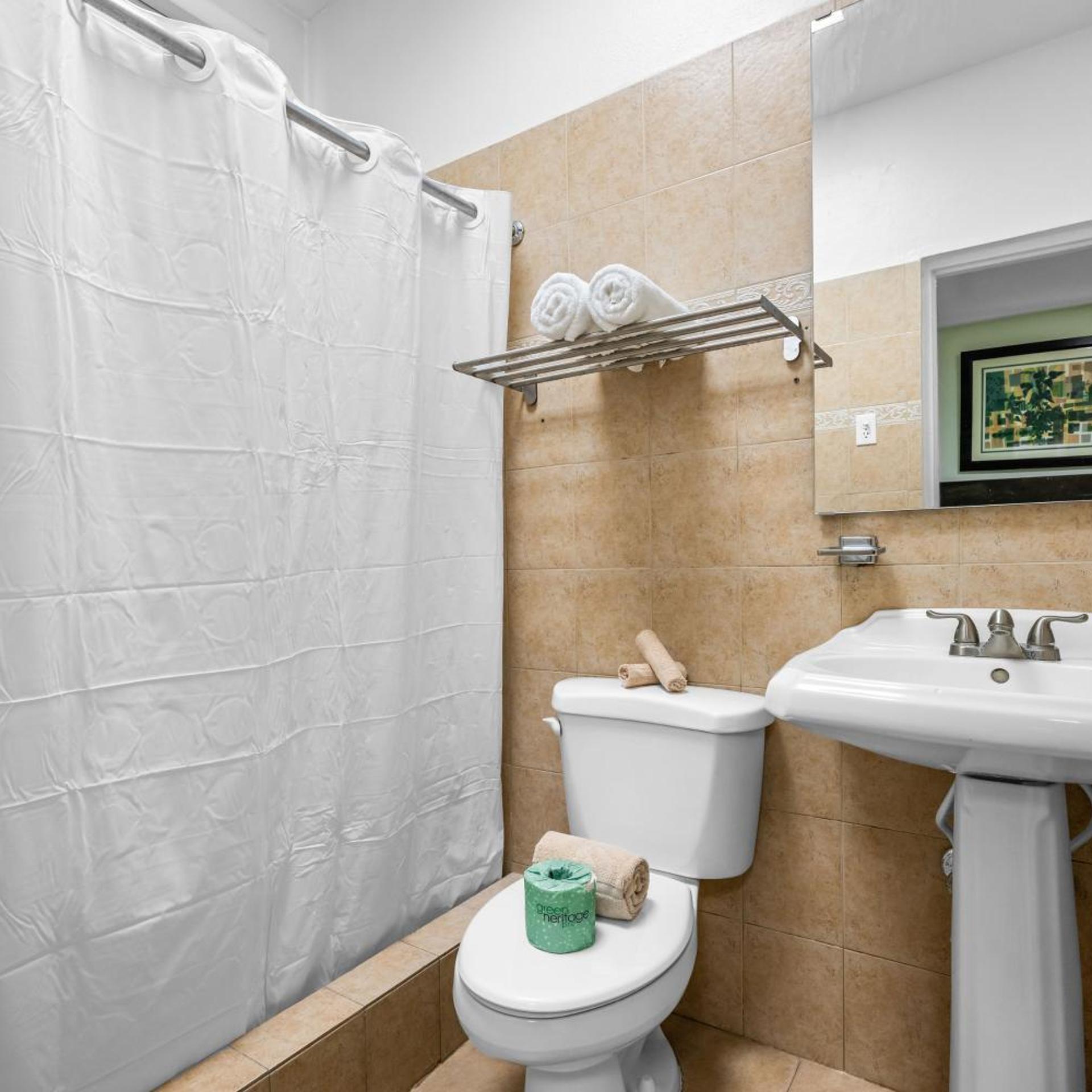 BORINQUEN BEACH INN 39/39