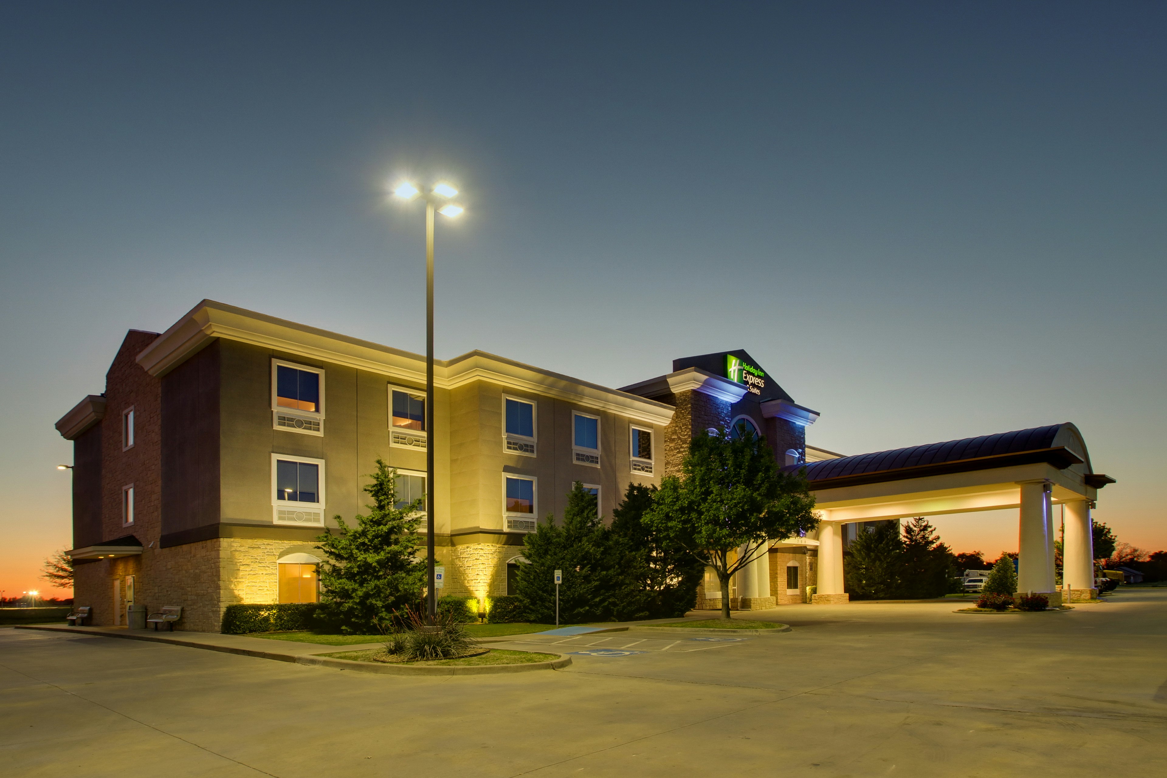Holiday Inn Express Hotel & Suites Vernon College Area (HWY 287) 5/48