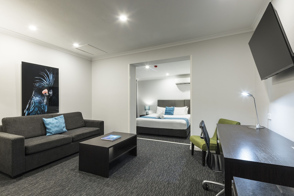 The Abbott Boutique Hotel 33/57