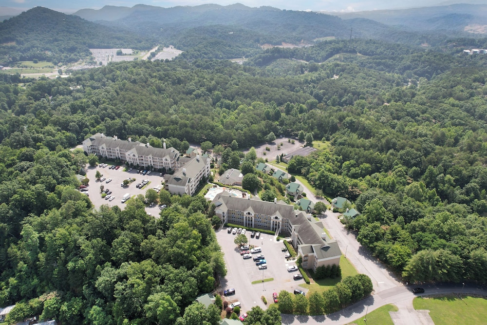 Sunrise Ridge Resort 69/73