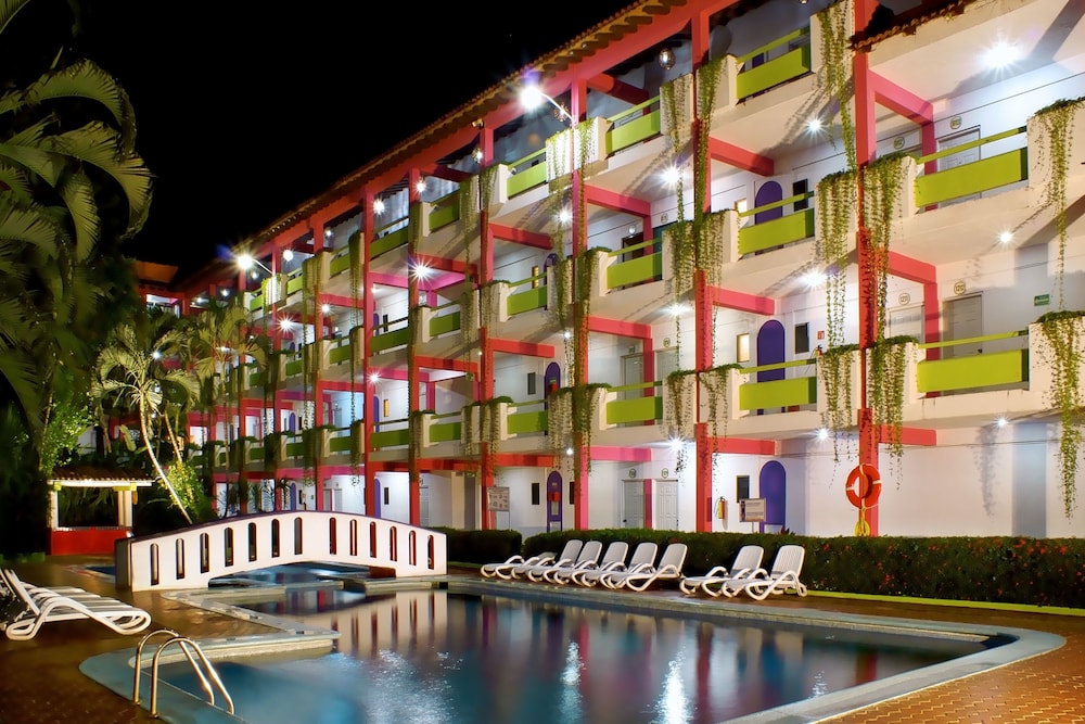 Decameron Los Cocos Guayabitos Ramada All Inclusive Resort 2/49
