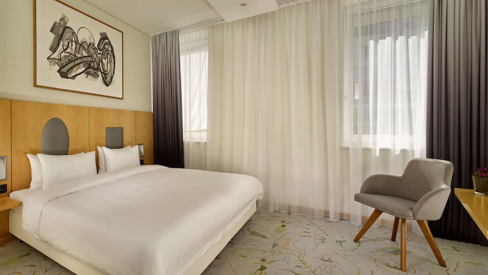 Radisson RED Berlin Kudamm 14/66