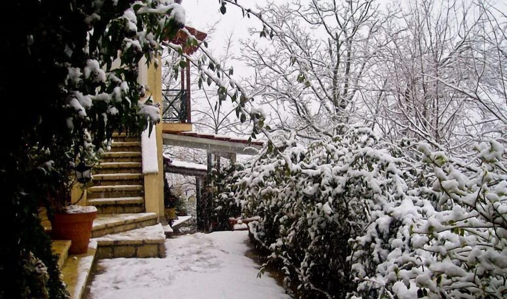 Anerada Inn Boutique Hotel 35/42