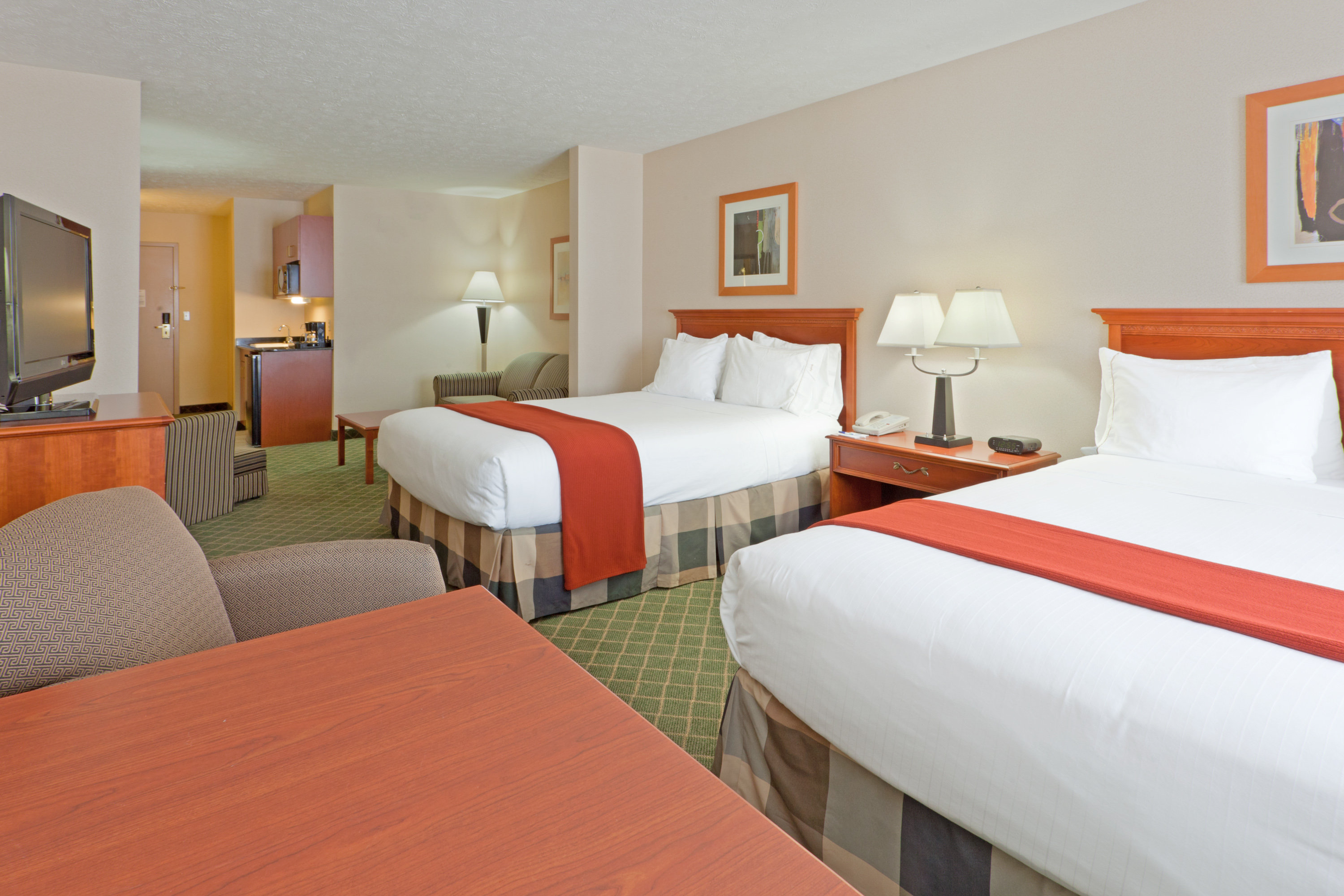 Holiday Inn Express Hotel Suites Kent State University 33/69