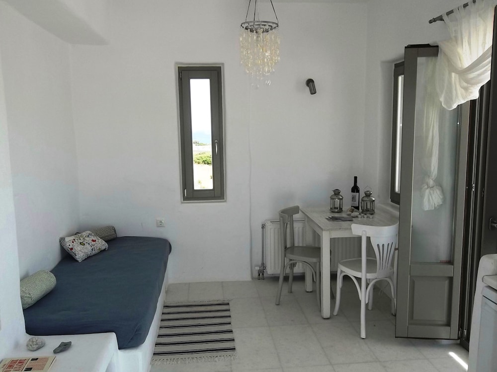 AERAKIVILLAS 10/21