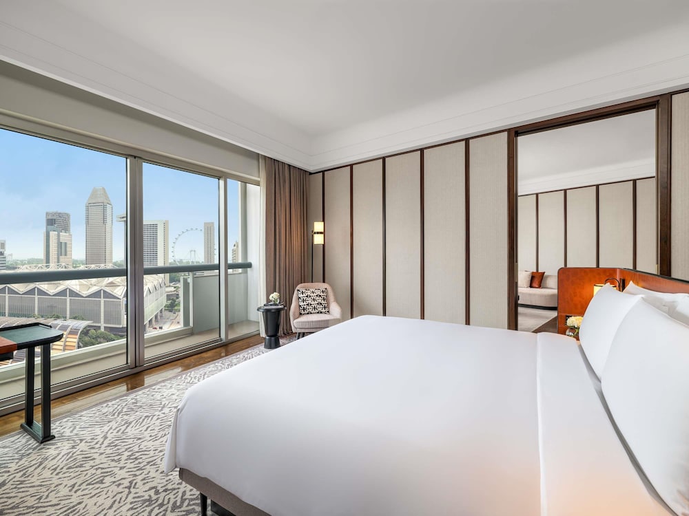 Fairmont Singapore 11/50