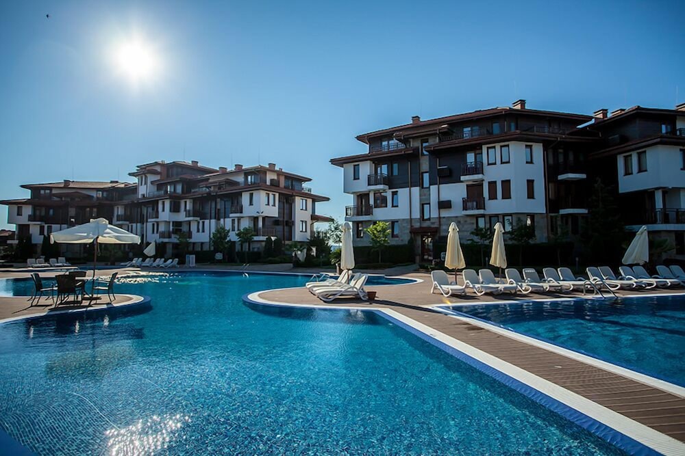 Saint Thomas Holiday Village 43/50