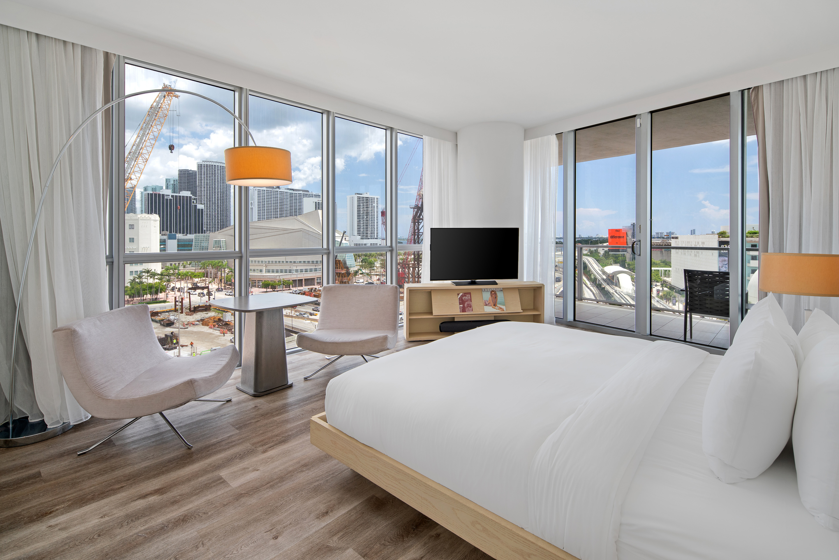 Junior Suite, King Bed, Bay View