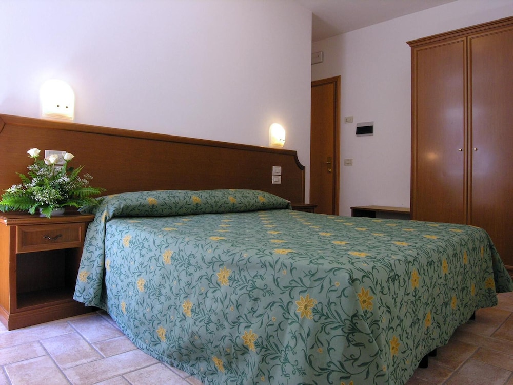 La Rocca 17/38