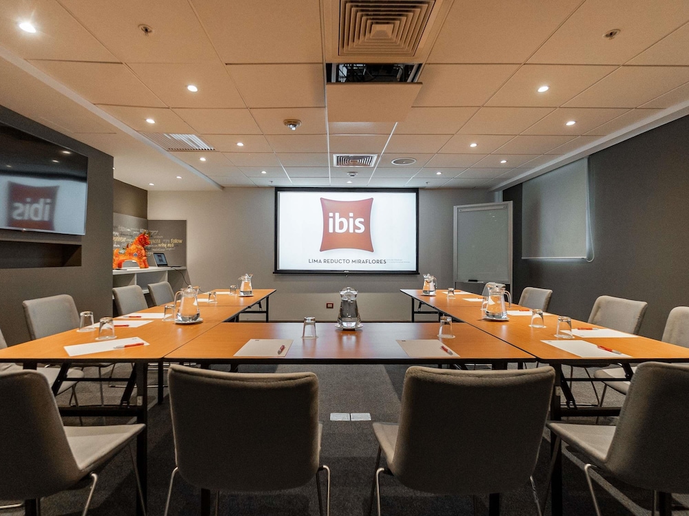 Ibis Lima Reducto Miraflores 41/50