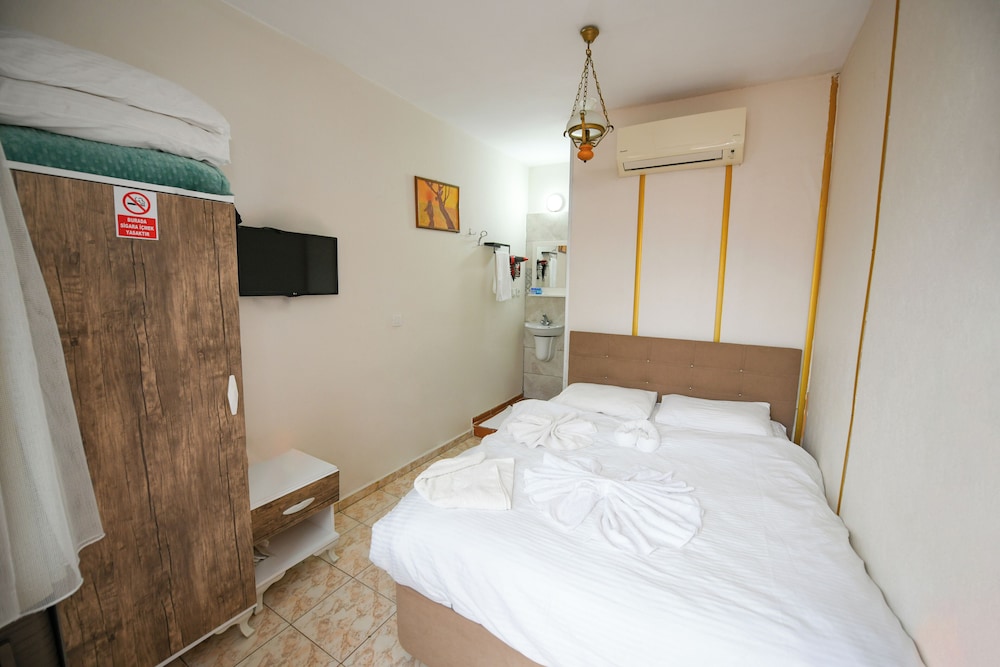 Anz Guesthouse 5/50