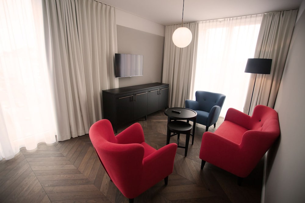Hotel Caroline 47/60