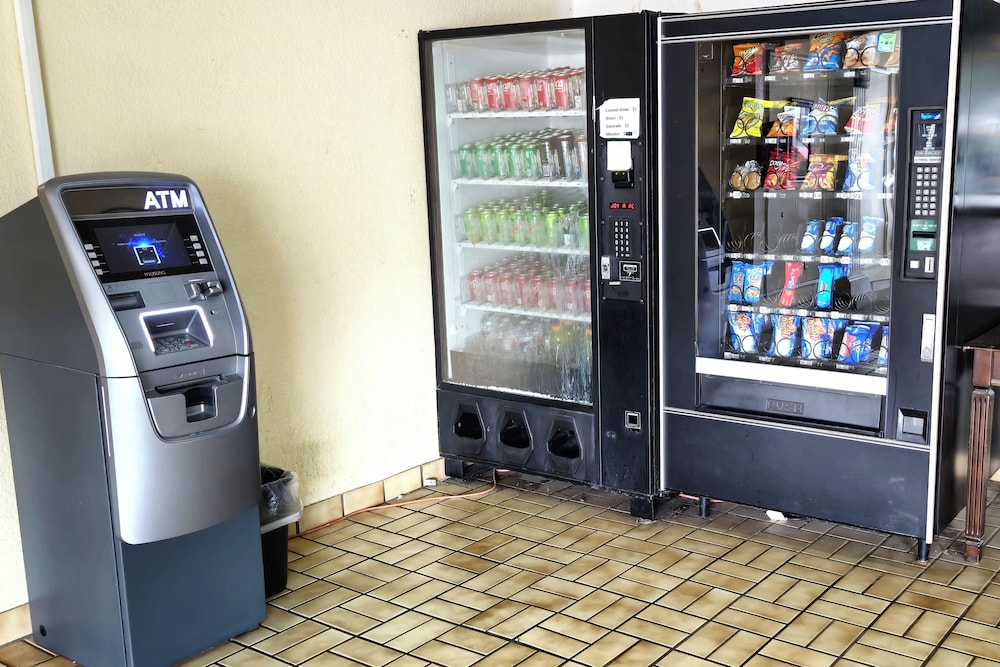 River Valley Inn and Suites 25/42